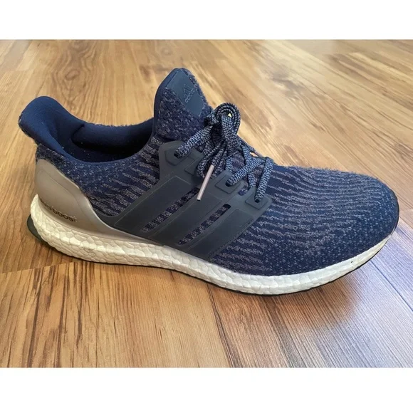 adidas Women's Ultraboost 4.0 DNA Running Shoes Navy Blue, Size 9.5 - Picture 2 of 7